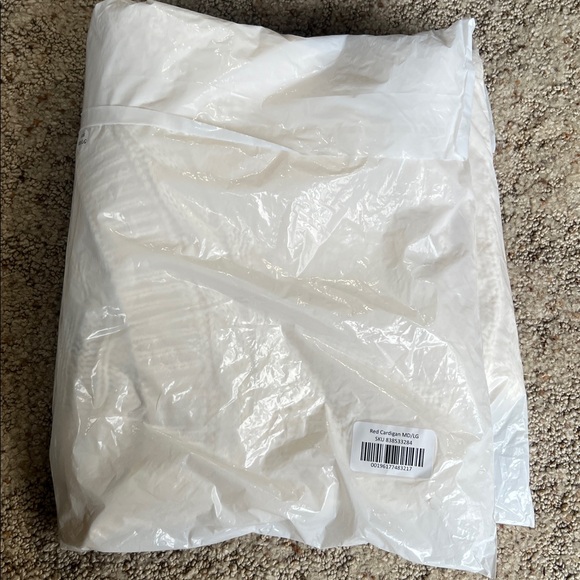 Taylor Swift Red Album Taylor’s Version TV Cardigan Size M/L - Picture 5 of 5